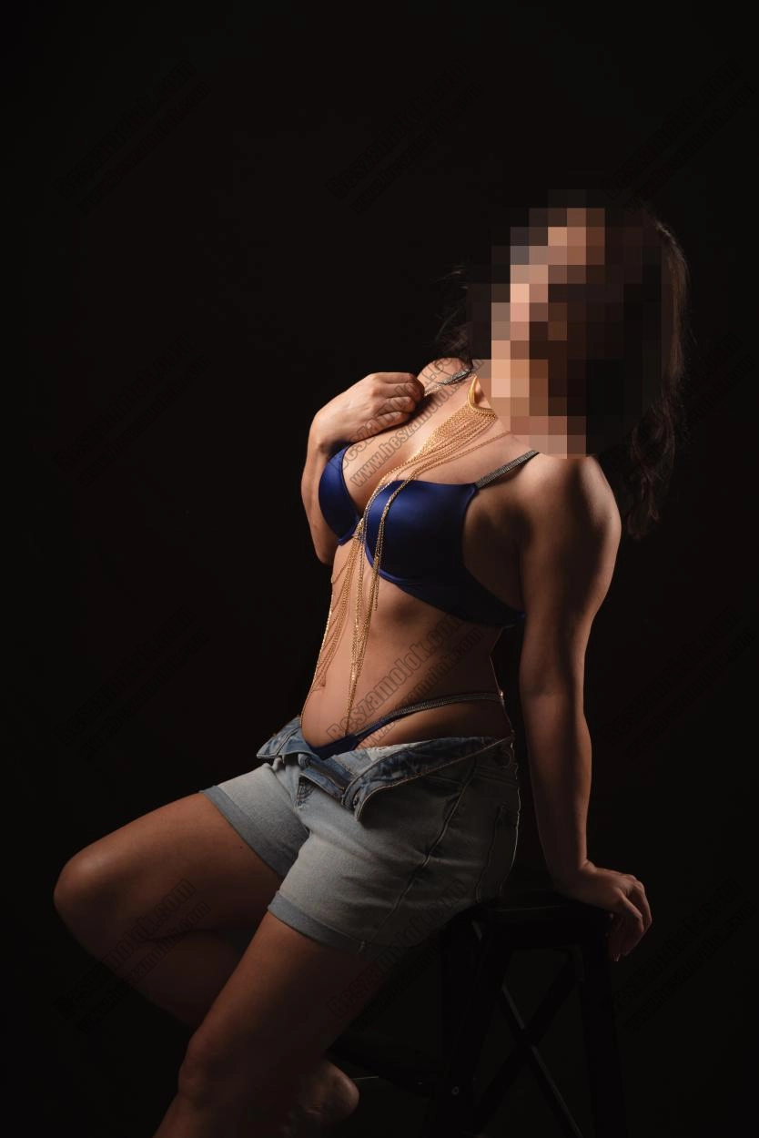 4. kép Maja, +36 70 545 2186, erotikus masszázs XI. kerület