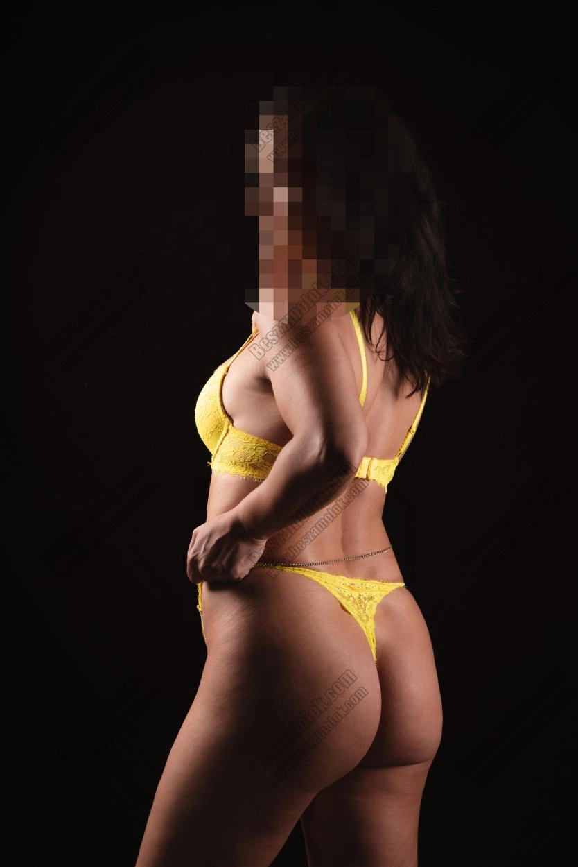 15. kép Maja, +36 70 545 2186, erotikus masszázs XI. kerület