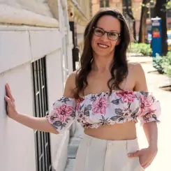 Eszti erotikus masszázs Budapest, VI. kerület