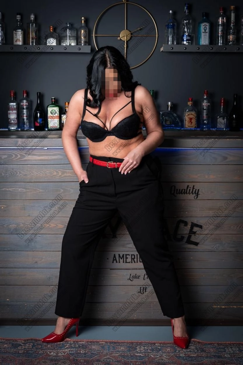 20. kép Regi, +36 30 728 5061, erotikus masszázs VI. kerület