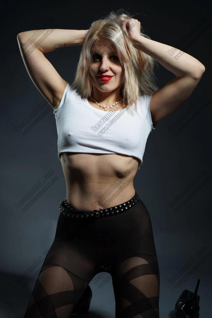 6. kép Sensual Valentina, +36 70 239 0177, erotikus masszázs VI. kerület